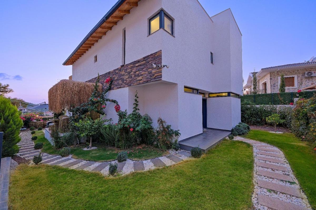 Amazing Luxurious Villa Bali Faralya By Luxury Group Exterior photo